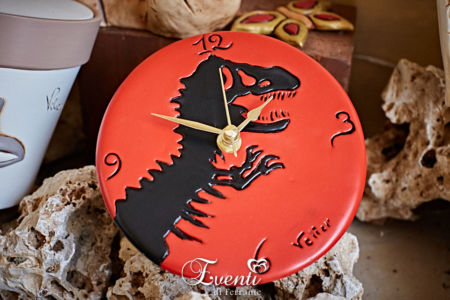 Orologio in terracotta con decoro Jurassic Park - Ceramiche Artistiche Velier